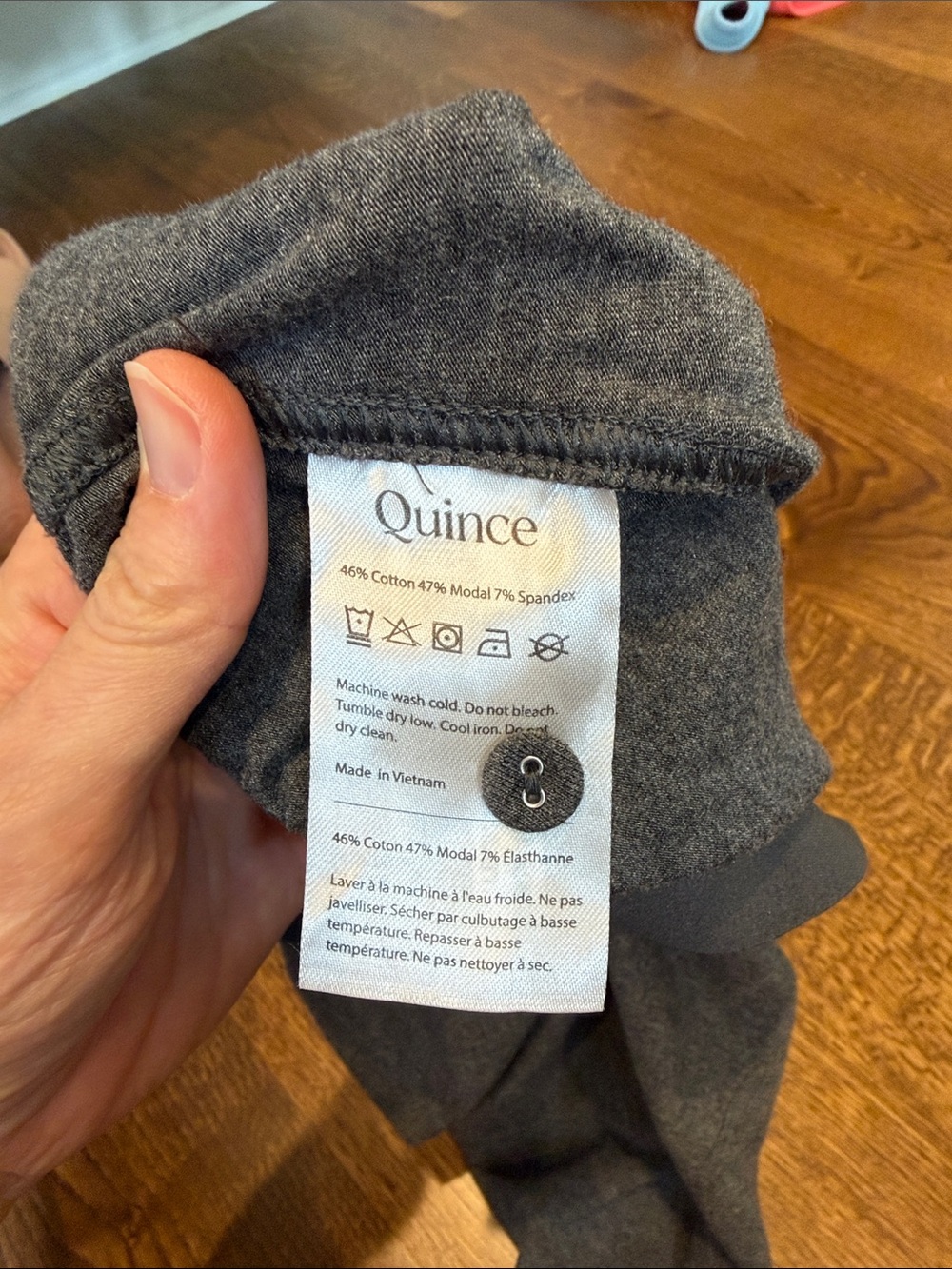 Quince Women’s Lounge/Pajama Shorts - Picture 4 of 5